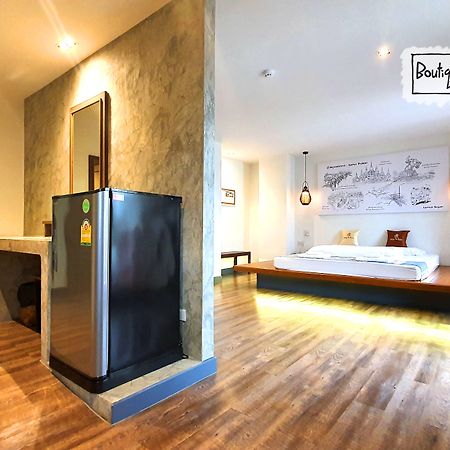Boutique Poo-Yai Lee Hotel Bangkok Luaran gambar
